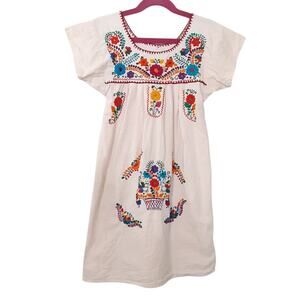 Vintage Girls Embroidered Floral Shift Dress Girls 6 Encanto Mexico Play Dress